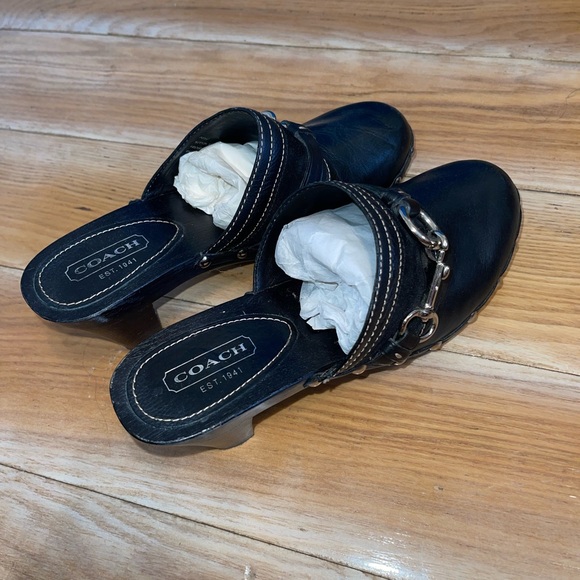 Coach mule/heels - Picture 3 of 3